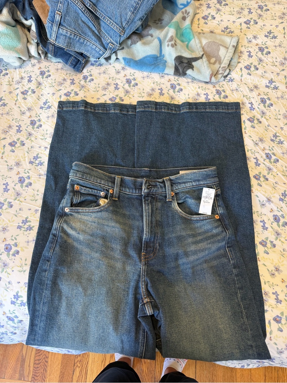 GAP High Rise Stride Jeans in Dark Blue Denim